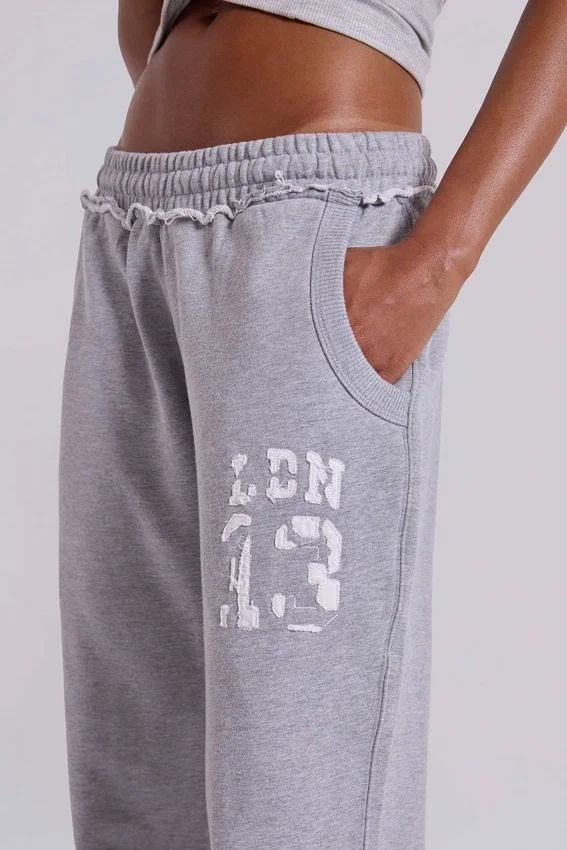 13 Grau melierte Bootcut-Monster Joggers
