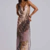 Alameda – Metallic-Maxikleid aus Chiffon mit Cowl-Ausschnitt und rückenfreiem Design