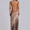 Alameda – Metallic-Maxikleid aus Chiffon mit Cowl-Ausschnitt und rückenfreiem Design