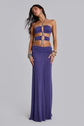 Amara-Maxikleid mit Trägern und Metallverzierungen