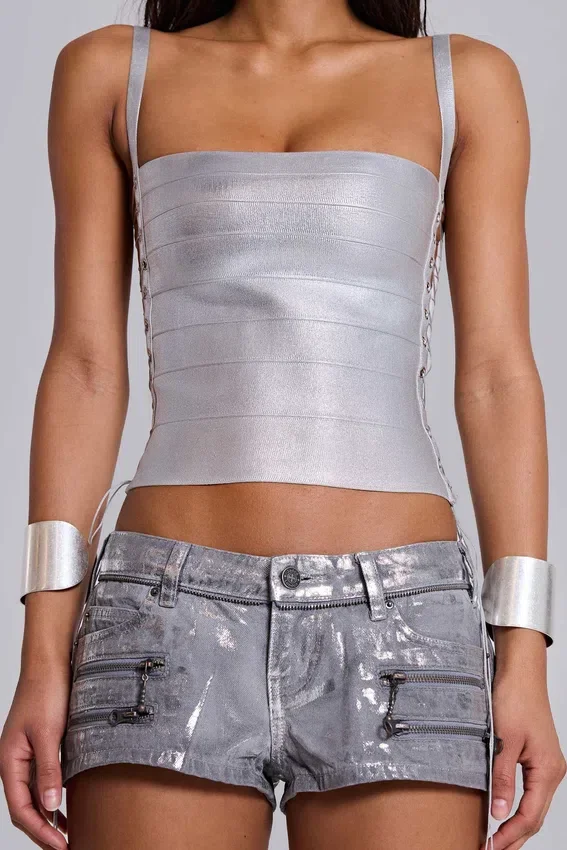 Ardor beschichtete Mini-Jeansshorts in Silber