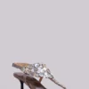 Azaela Sandalen mit Metallic-Knöpfen und Absatz