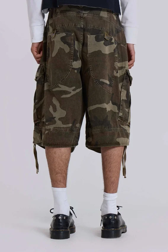 Baggy-Shorts im Cadet-Camo-Look
