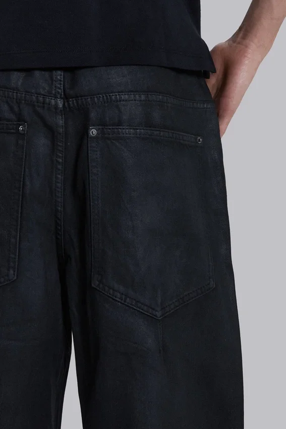 Beschichtete Colossus Jeans mit Reißverschluss