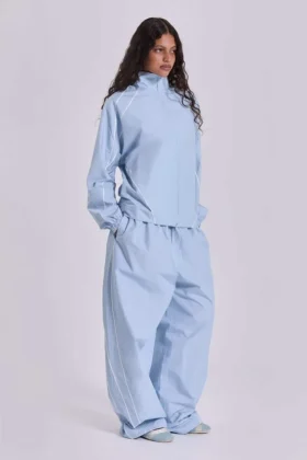 Blaue „Vapor“-Unterteile