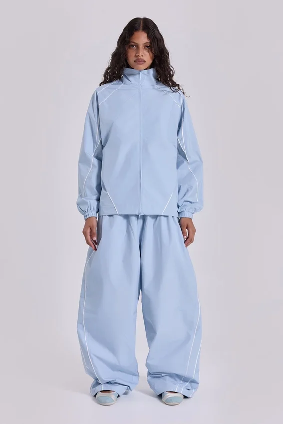 Blaue „Vapor“-Unterteile