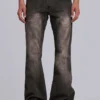 Braune, geknitterte Drift-Bootcut-Jeans