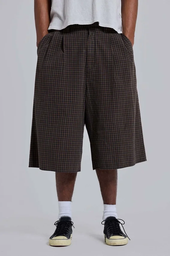 Braune karierte XL Goliath Shorts