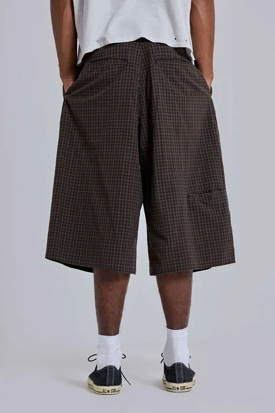 Braune karierte XL Goliath Shorts