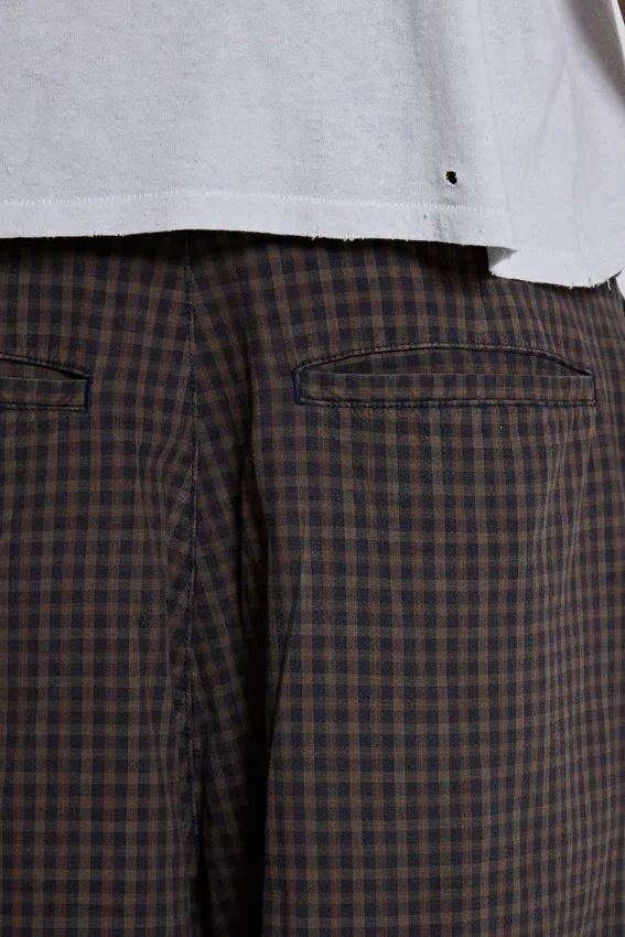 Braune karierte XL Goliath Shorts