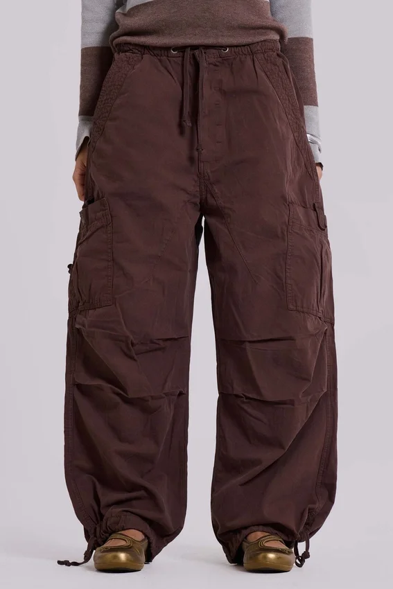 Braune Parachute-Cargo-Hose