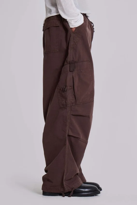Braune Parachute-Cargo-Hose