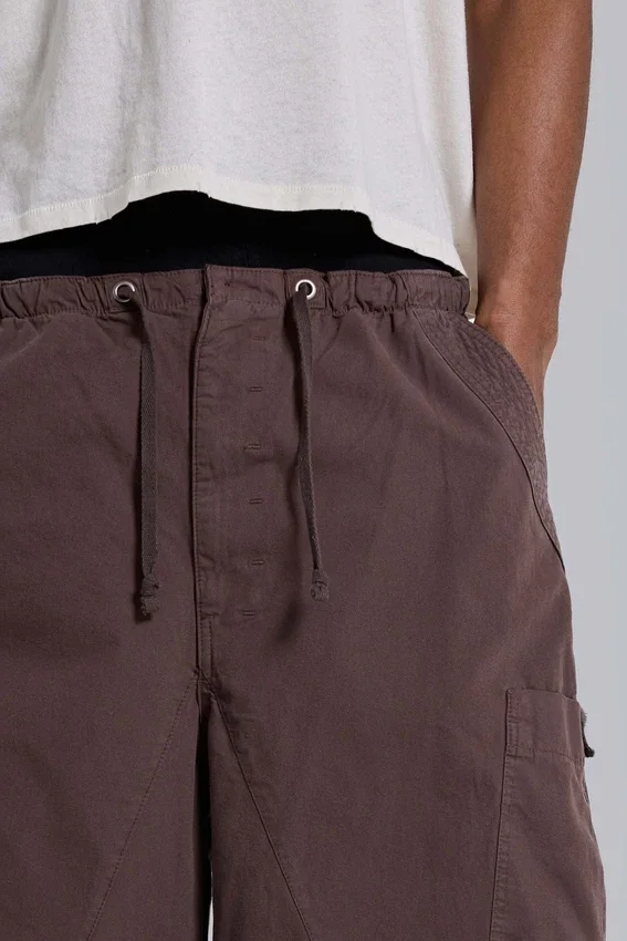 Braune, weite Parachute Cargo-Shorts