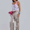 Briony Satin-Cargohose mit Nieten