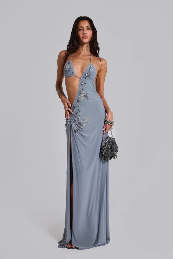Brisa Asymmetrisches, handperlbesticktes Maxikleid