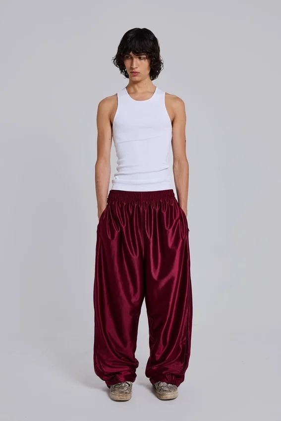 Burgunderfarbene Metallic-Vapor-Jogginghose