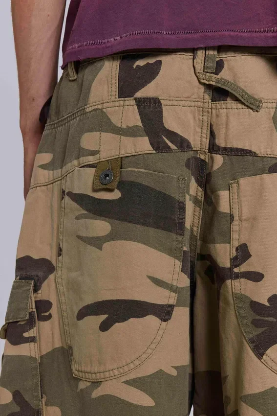 Cadet-Shorts in verwaschener Camouflage-Optik