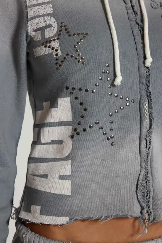 Cleo Graphic Zip-Through-Hoodie
