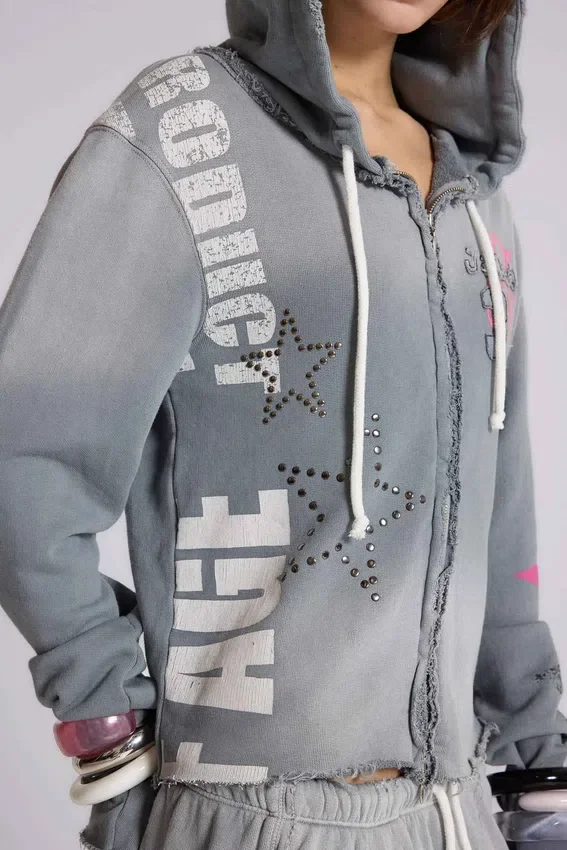 Cleo Graphic Zip-Through-Hoodie
