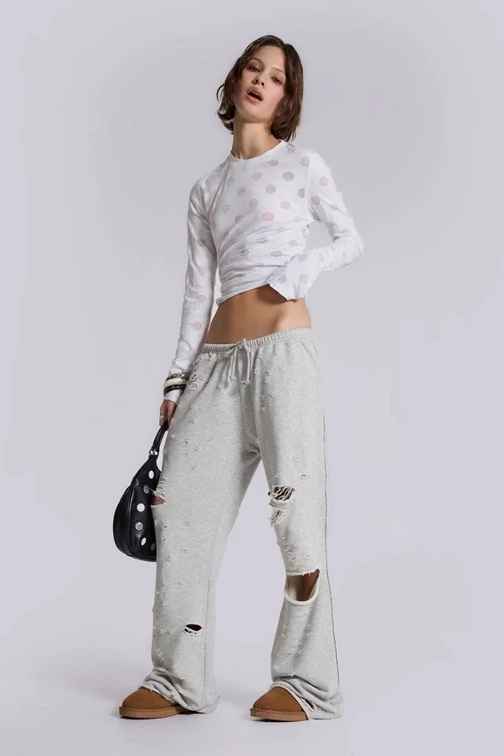 Cleo Jogginghose mit Bootcut-Schnitt und Used-Look