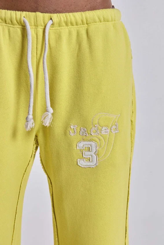 Cleo Jogginghose mit lockerer Bootcut-Passform in Neon