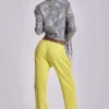 Cleo Jogginghose mit lockerer Bootcut-Passform in Neon