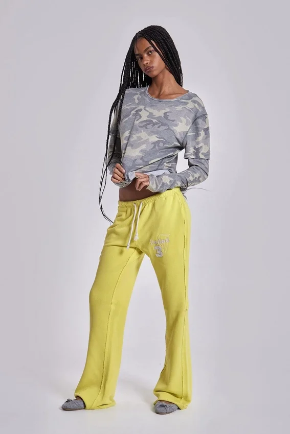 Cleo Jogginghose mit lockerer Bootcut-Passform in Neon