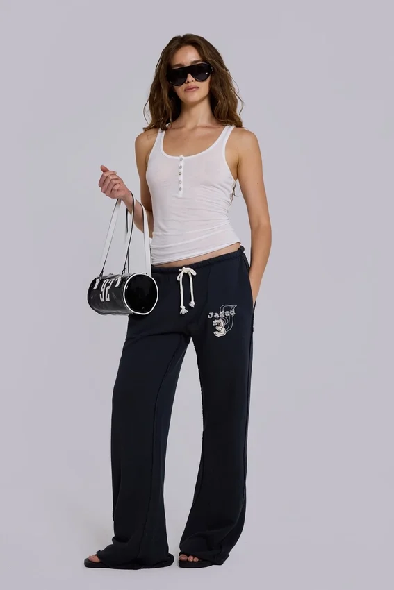 Cleo Slouchy Bootcut-Jogginghose in Schwarz