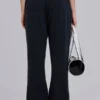 Cleo Slouchy Bootcut-Jogginghose in Schwarz