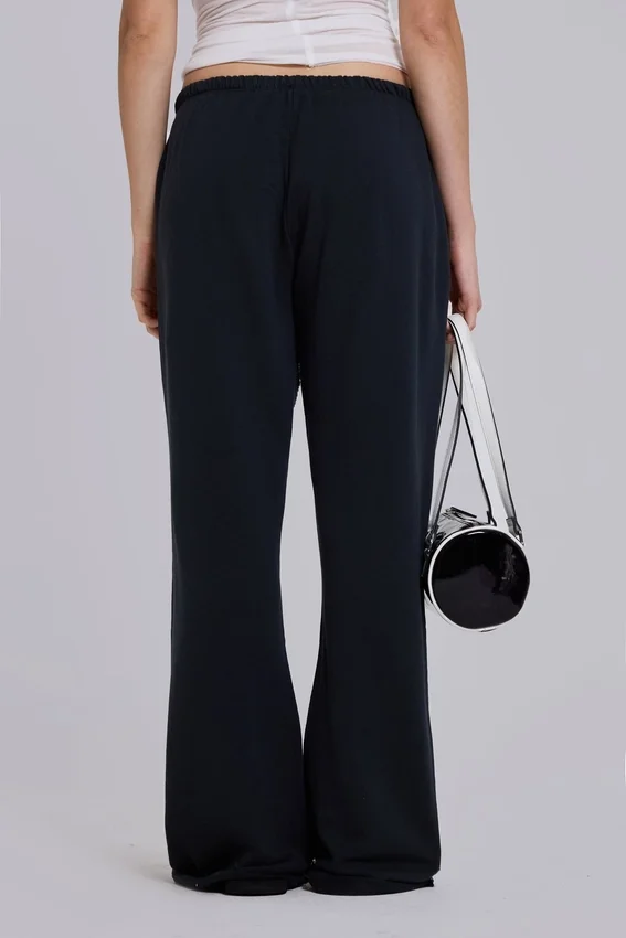 Cleo Slouchy Bootcut-Jogginghose in Schwarz