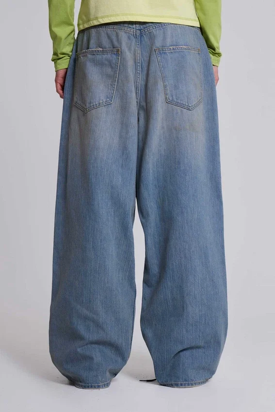 Colossus Jeans in heller Waschung, XL, Slub-Optik