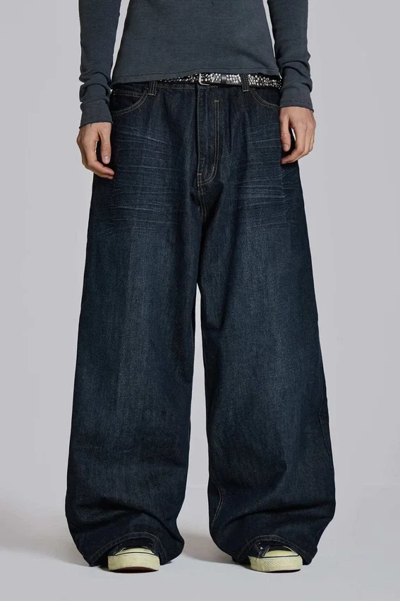 Colossus Jeans in Indigo mit Bügelfalten, Größe XL