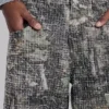 Colossus Jeans mit Woodland-Camo-Muster aus genadeltem Stoff