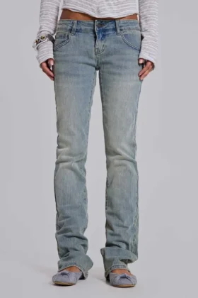 Cooper Bootcut-Jeans in Hellblau