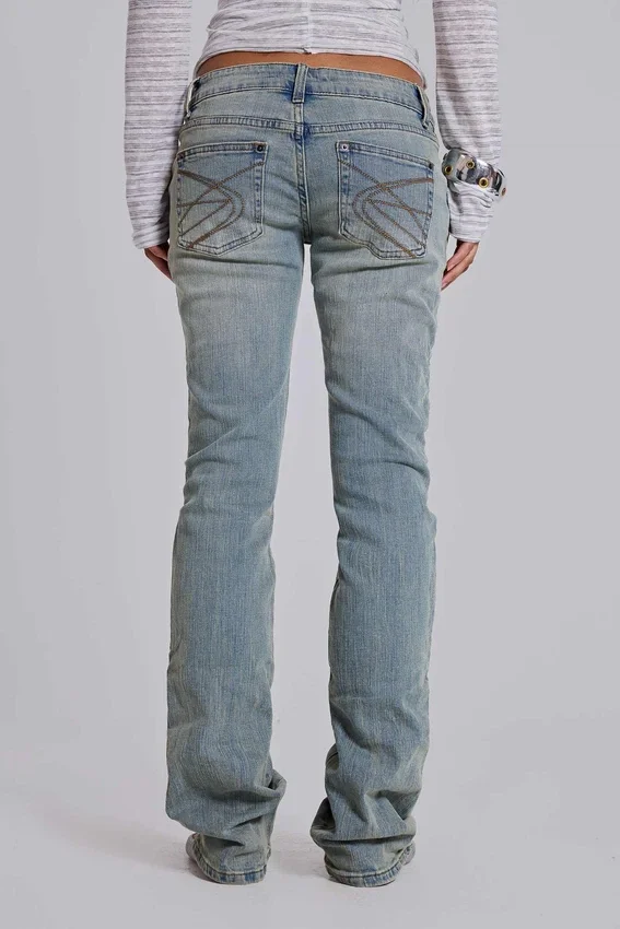 Cooper Bootcut-Jeans in Hellblau