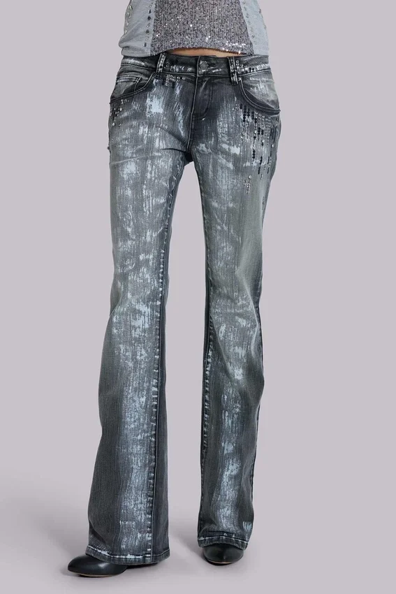 Cooper-Jeans mit Pailletten und Bootcut-Schnitt