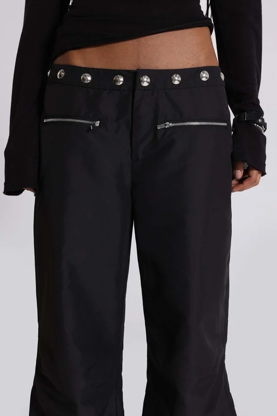 Corvi-Cargohose mit Nieten