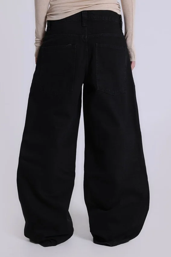Einfarbige schwarze Colossus Jeans