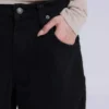 Einfarbige schwarze Colossus Jeans