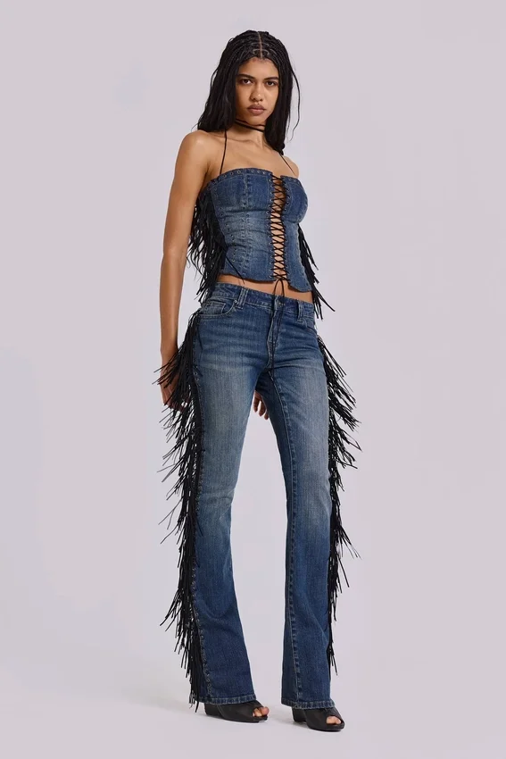 El Topo Bootcut-Jeans mit Fransen in blauer Waschung