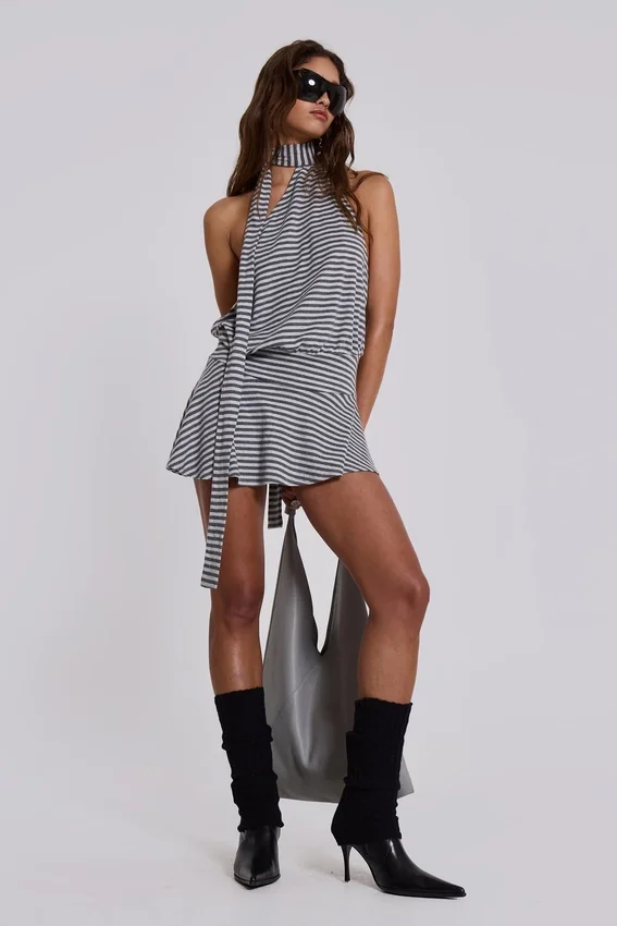 Enya rückenfreies Minikleid in Stahl