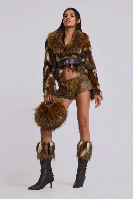 Fauna Stiefel mit Absatz und Kunstfell