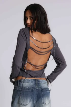 Fira T-Shirt mit V-Ausschnitt und Pailletten