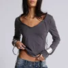 Fira T-Shirt mit V-Ausschnitt und Pailletten