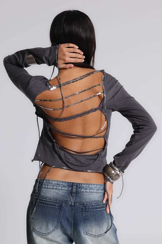 Fira T-Shirt mit V-Ausschnitt und Pailletten