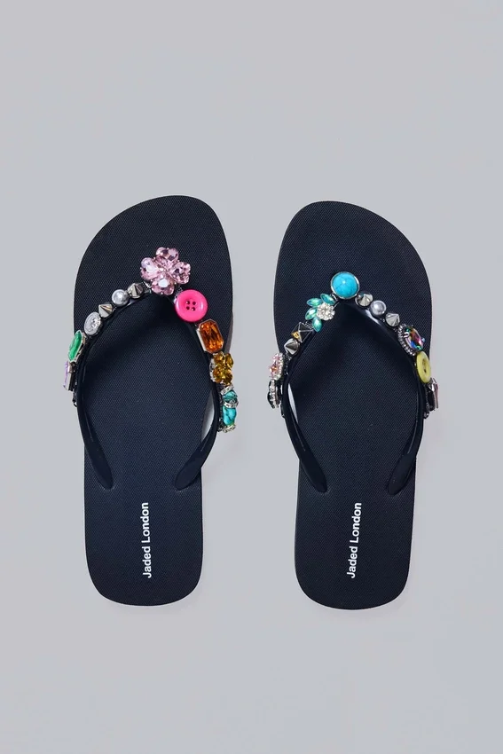 Flip-Flops mit Schmuckanhänger