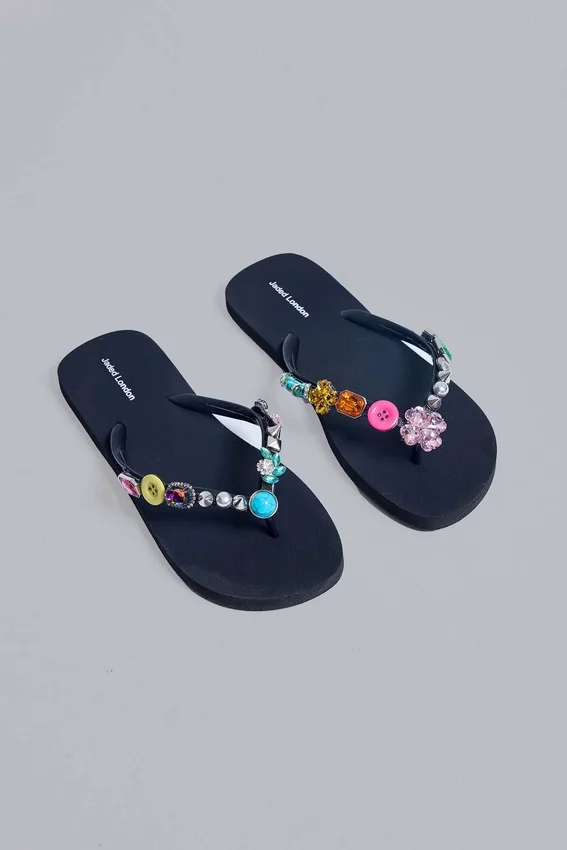 Flip-Flops mit Schmuckanhänger