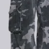 Gewaschene schwarze Cargohose im Trooper-Camo-Look