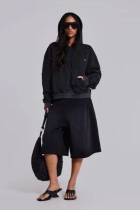 Gewaschener schwarzer Hoodie mit Reißverschluss, Waffelpiqué-Futter und sonnenverblasster Optik