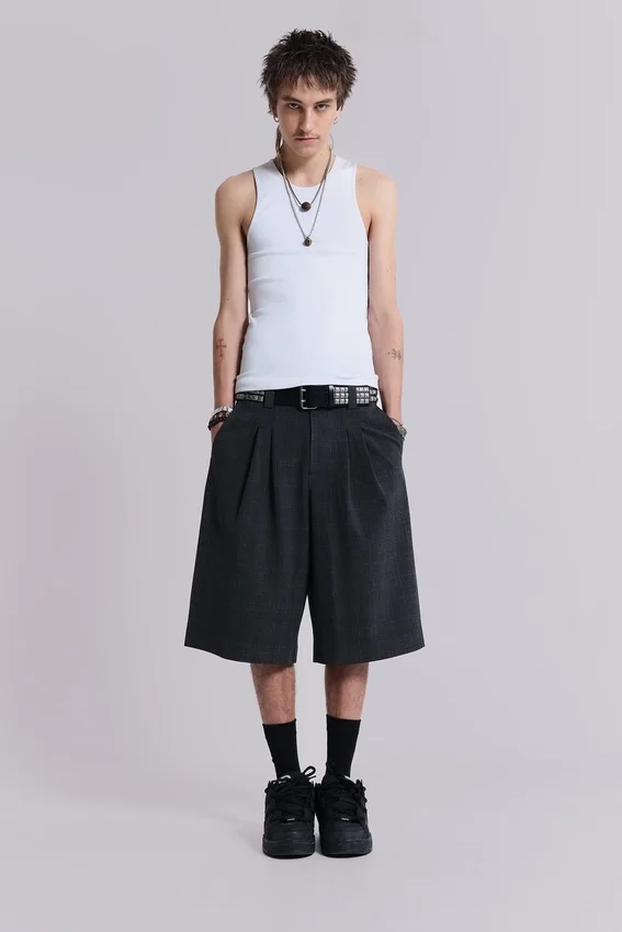 Goliath Shorts mit dunklem Karomuster